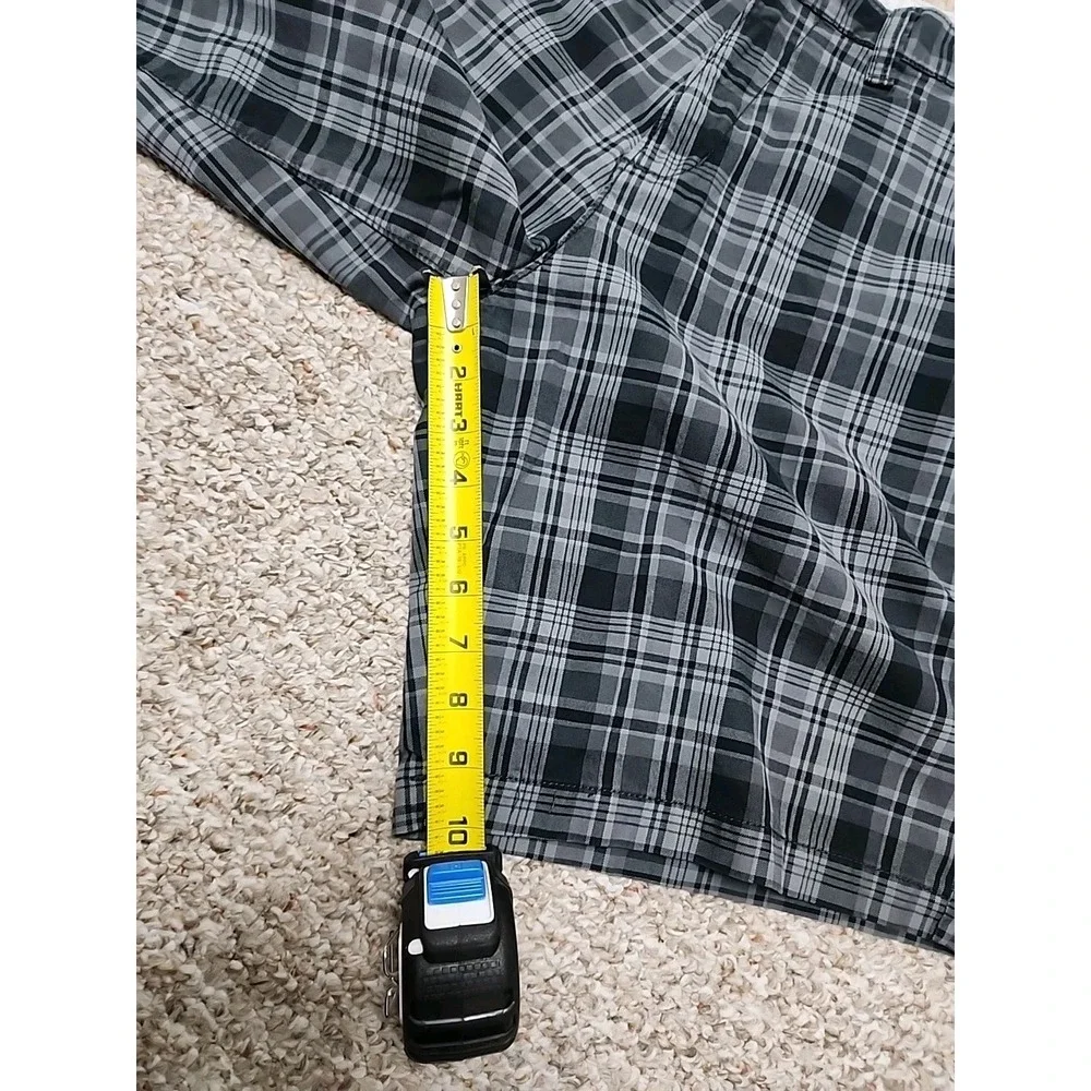 Eddie Bauer Legend Wash 38x10 Gray Black Plaid Chino Shorts 100%‎ Cotton